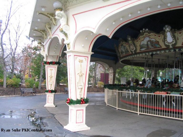 Grand Carousel
